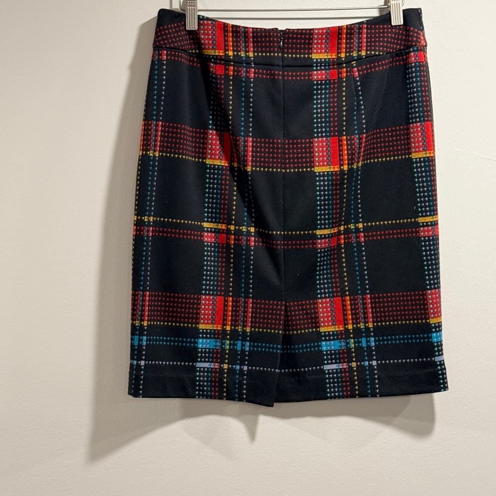 Evan Picone Women's Black and Red Plaid Pencil Skirt Size 6P - Picture 3 of 8